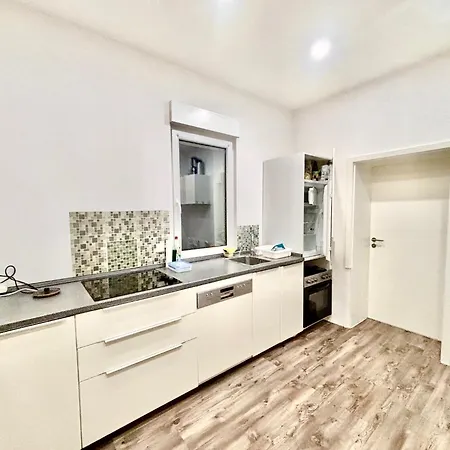 Apartment Roystein Gaestehaus *