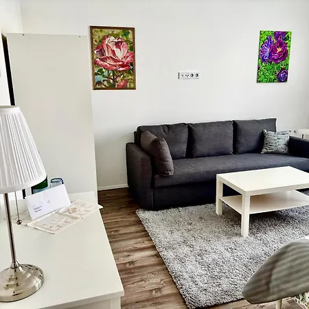 Apartment Roystein Gaestehaus Wiesbaden