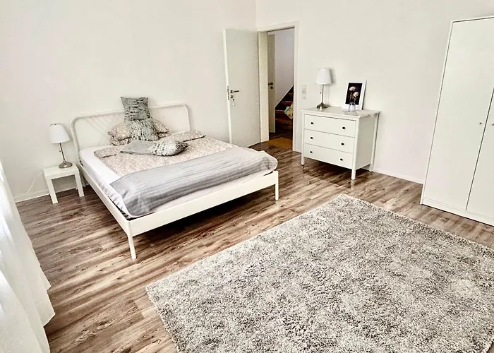 Roystein Gaestehaus アパート *