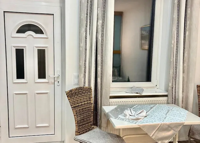 アパート Roystein Gaestehaus *