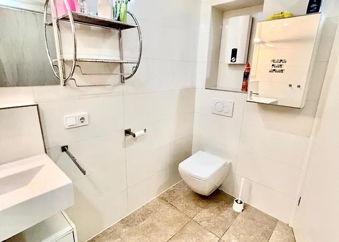 Roystein Gaestehaus * ヴィースバーデン