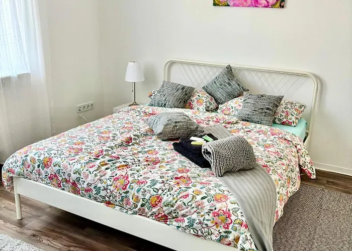 Apartment Roystein Gaestehaus *